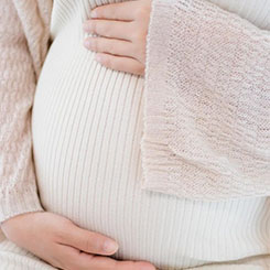 因此，🔓🇲🇵我们看到🎀供卵助孕机构了阿里整合内部🗜商业版图☑🥃